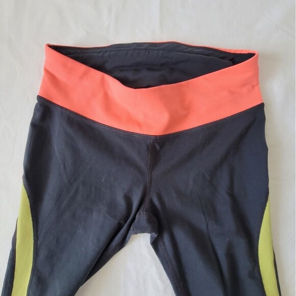 CLEARANCE !!! 💥LOT OF 2 Activewear Womens Leggings Size S - Picture 6 of 11